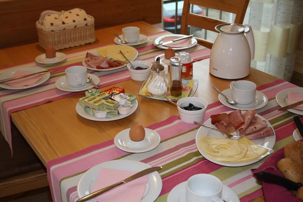 Hotel Weingut Goeres Briedel Pokoj fotografie